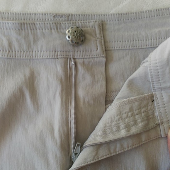 Stretch Western Pleated Silver Accent Gray Skirt - Picture 6 of 12